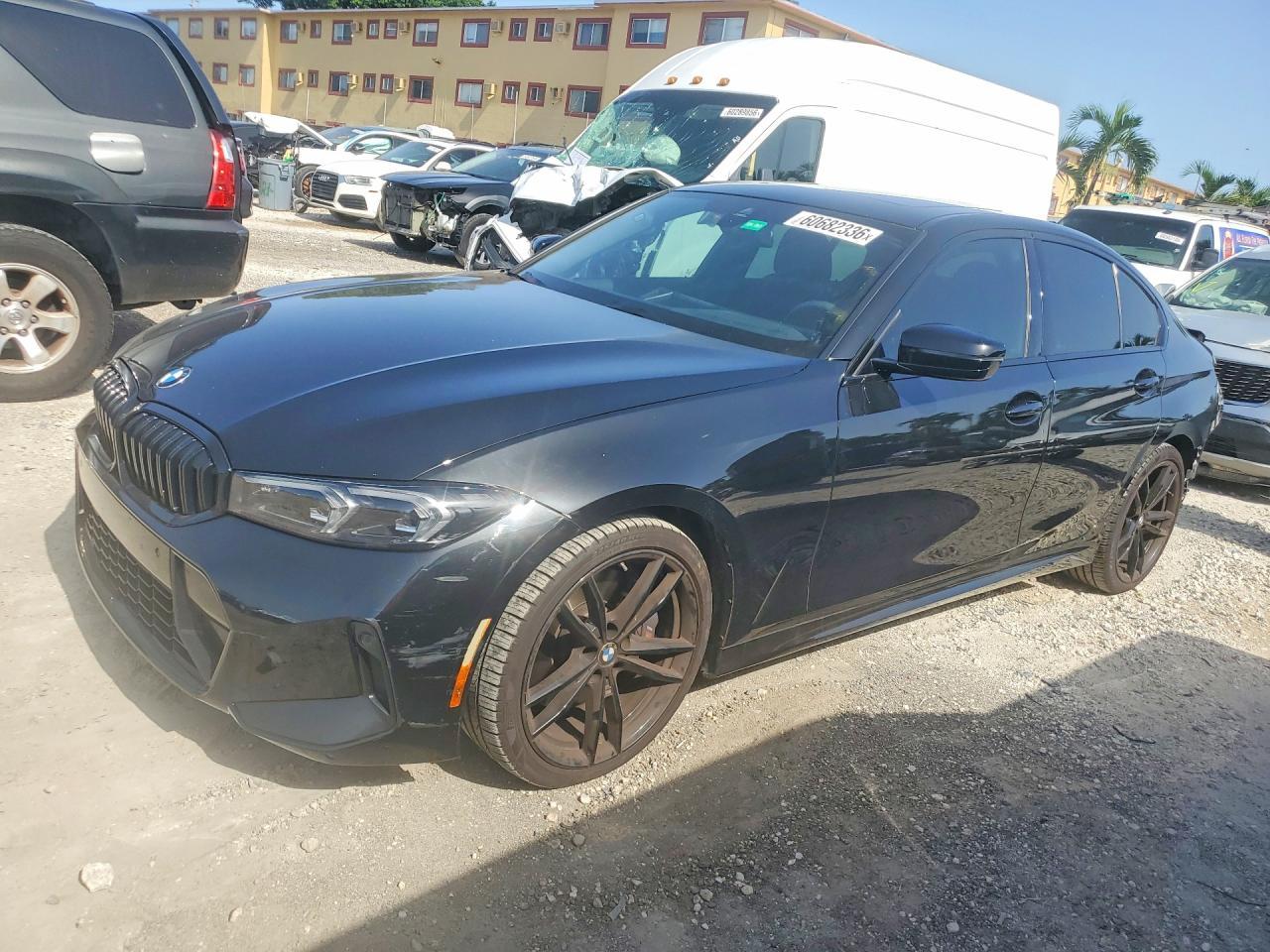 2023 BMW 330I - zdjęcie główne