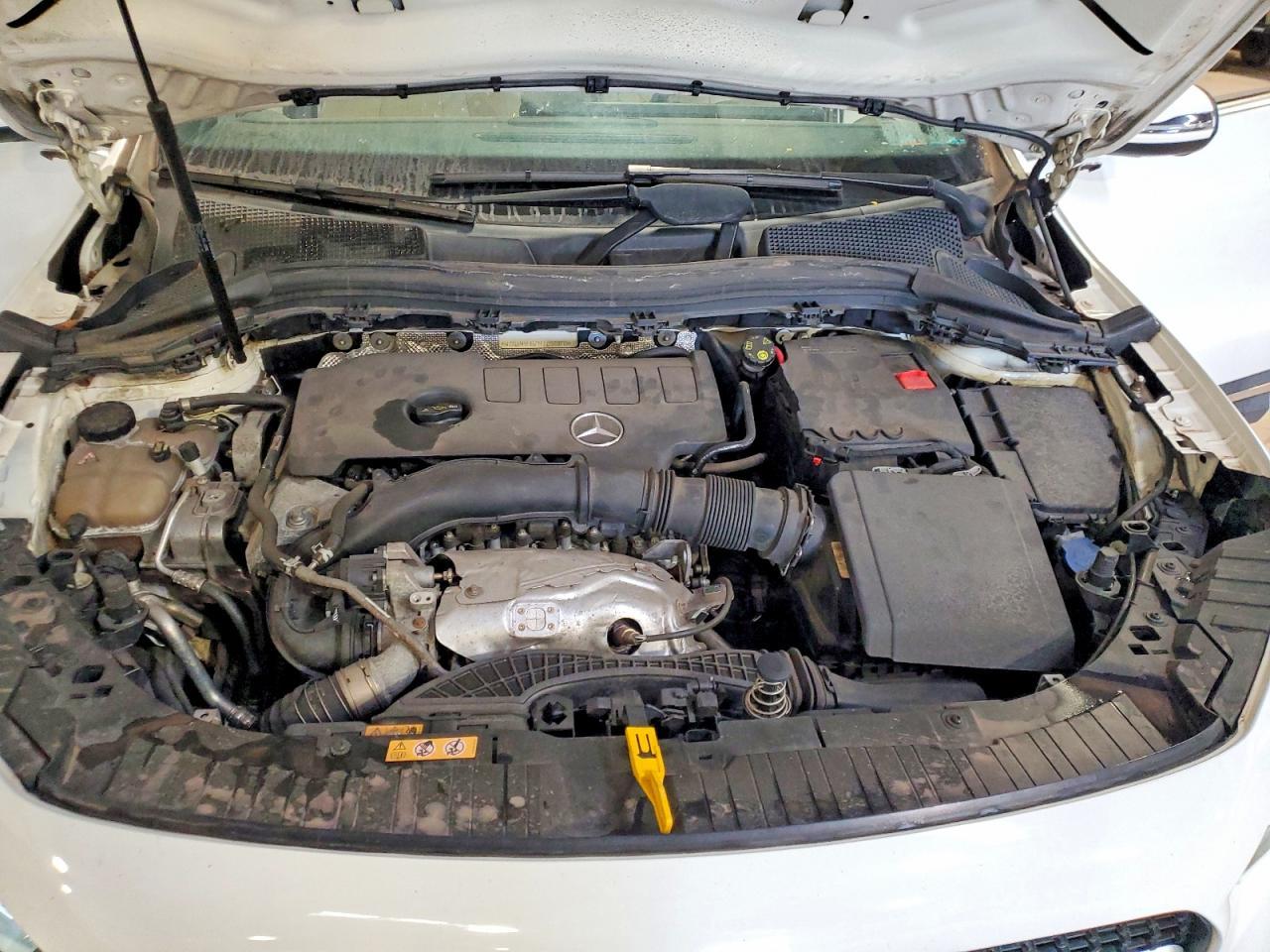 2021 Mercedes-Benz Gla 250 4Matic - zdjęcie 12