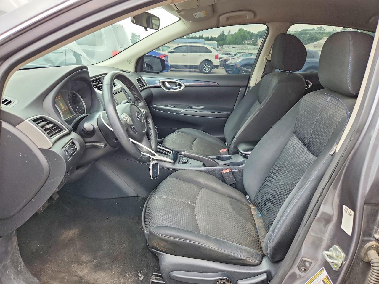 2019 Nissan Sentra Sr - zdjęcie 7