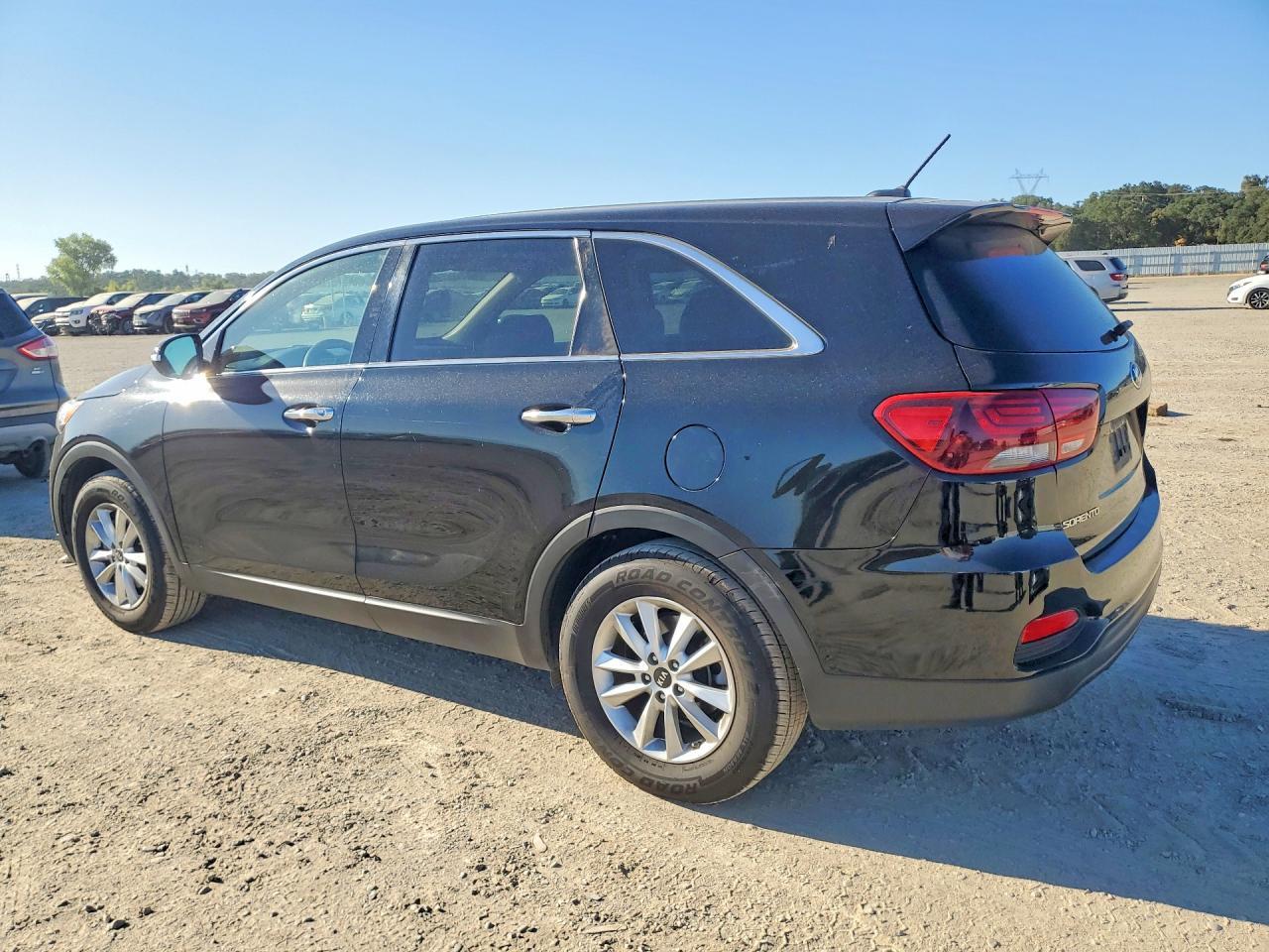 2019 Kia Sorento Lx V6 - zdjęcie 3