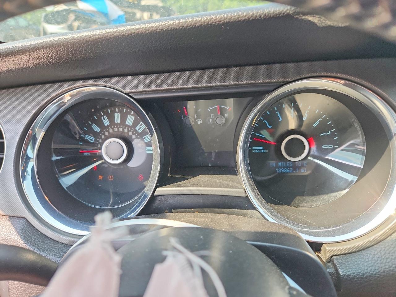 2014 Ford Mustang - zdjęcie 9