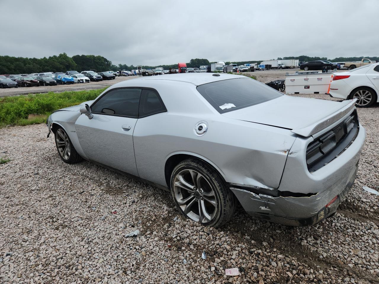 2021 Dodge Challenger R/T - zdjęcie 2