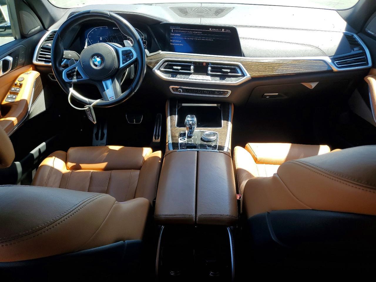 2021 BMW X5 xDrive45E - zdjęcie 8