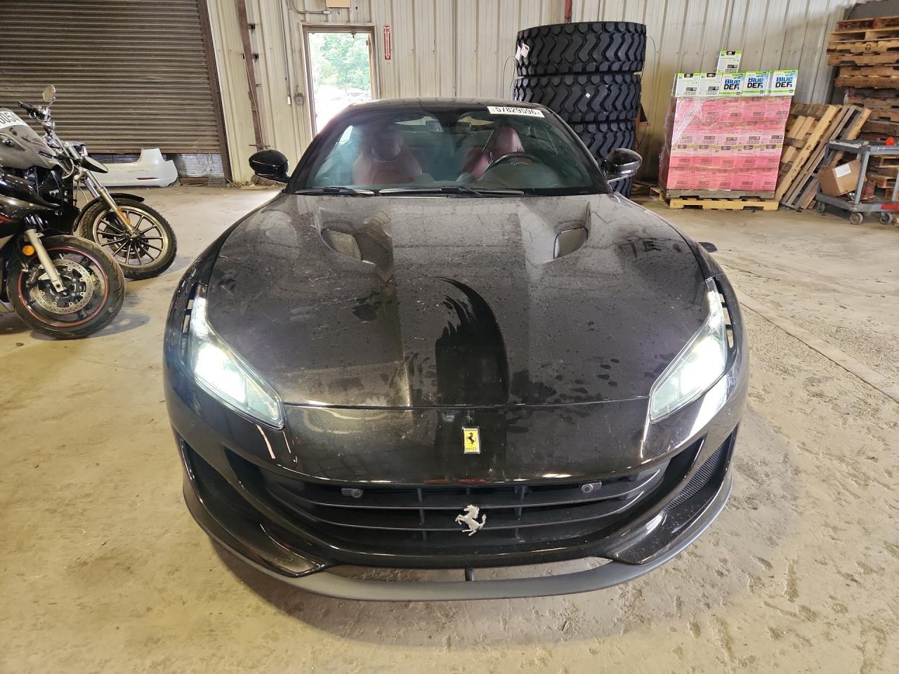 2019 Ferrari Portofino - zdjęcie 5