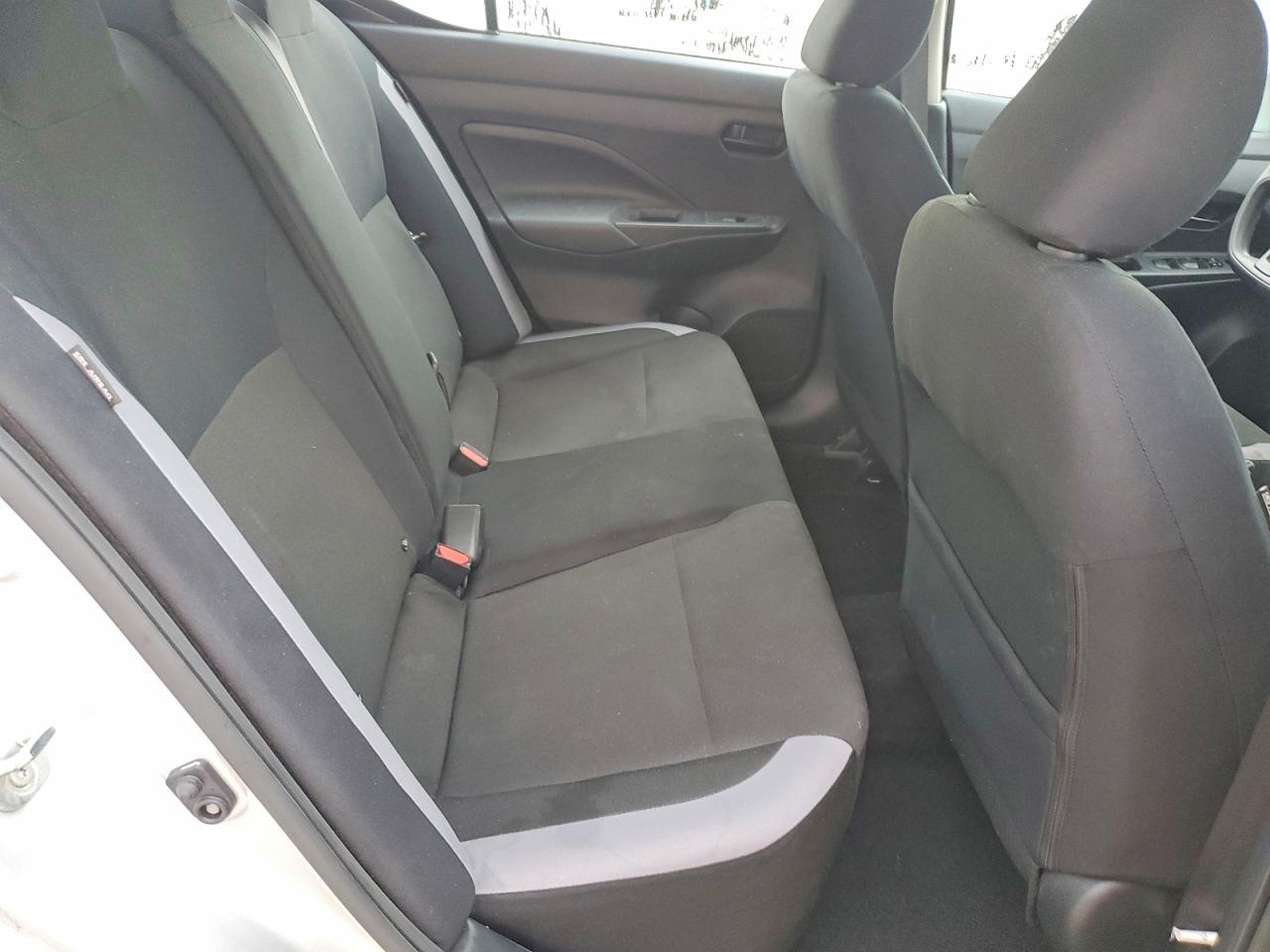 2025 Nissan Versa S - zdjęcie 10