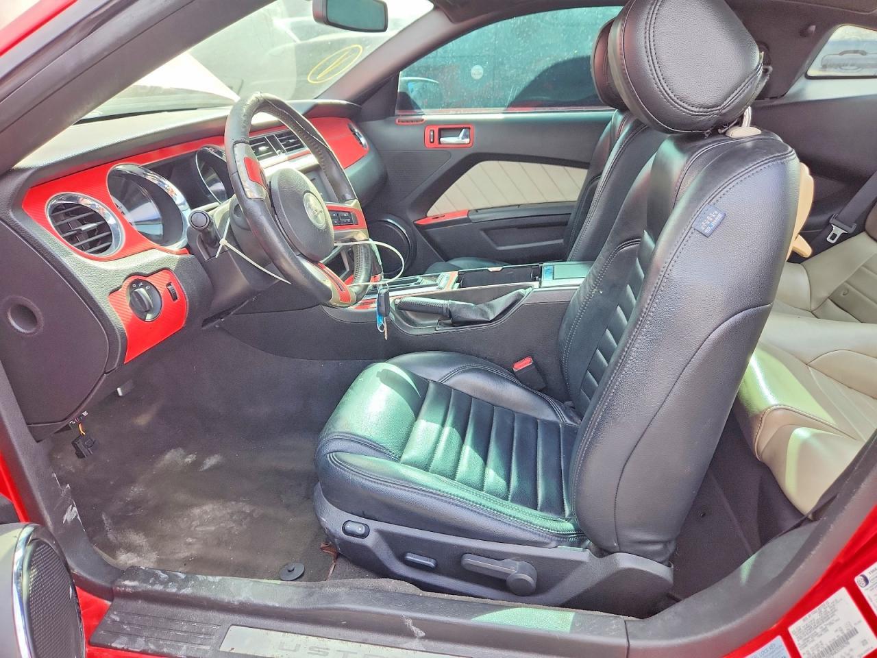 2013 Ford Mustang - zdjęcie 7