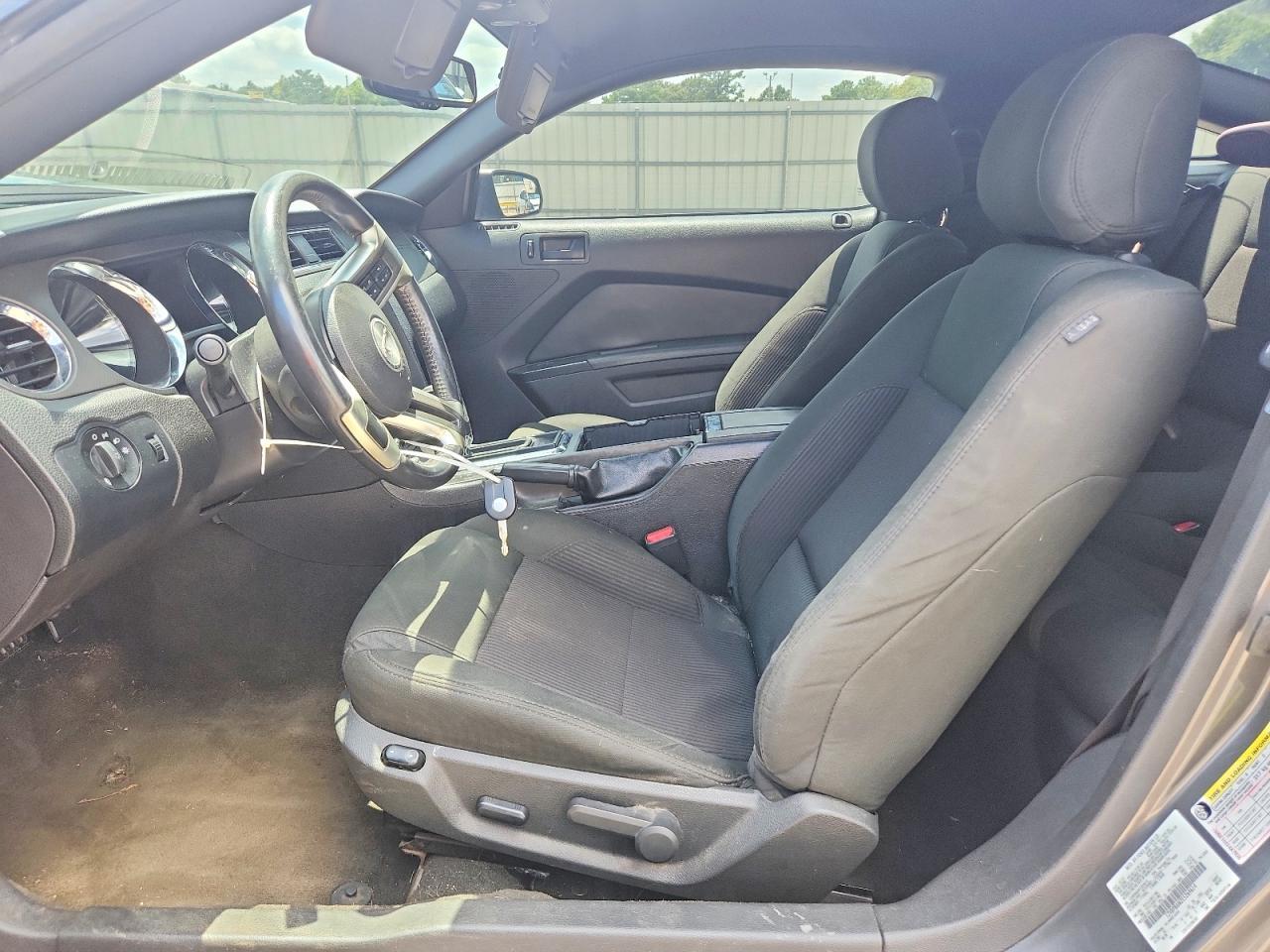 2014 Ford Mustang - zdjęcie 7
