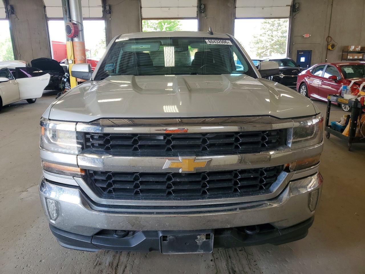 2017 Chevrolet Silverado K1500 Lt - zdjęcie 5