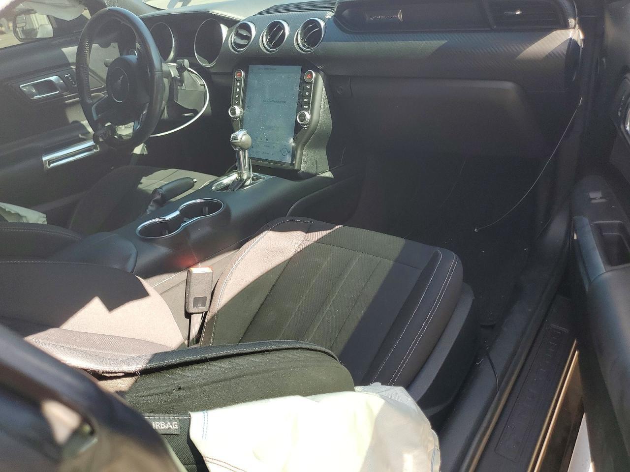 2018 Ford Mustang - zdjęcie 8