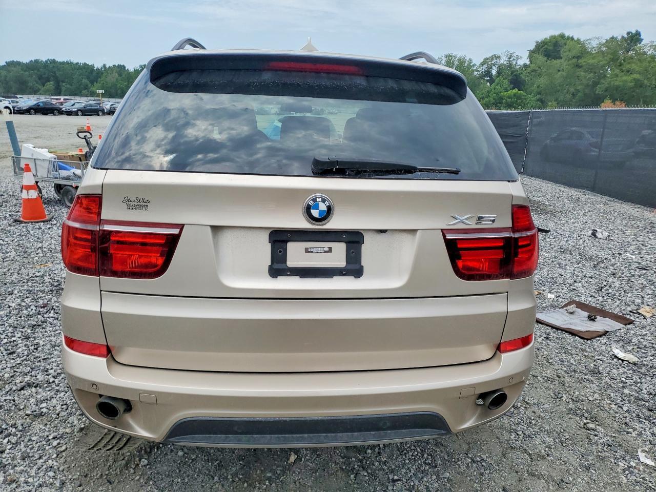 2013 BMW X5 xDrive35I - zdjęcie 6