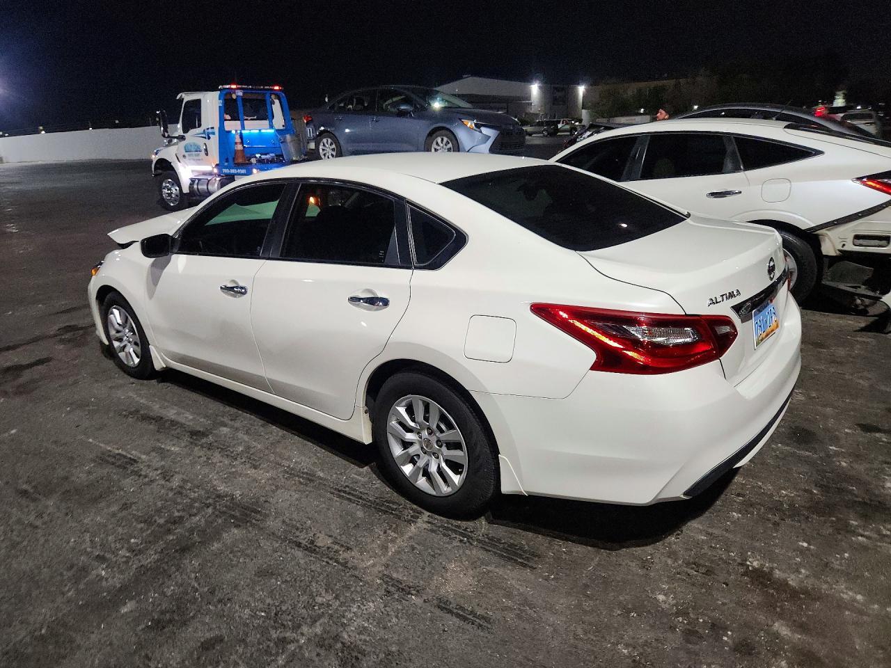 2017 Nissan Altima 2.5 S - zdjęcie 2