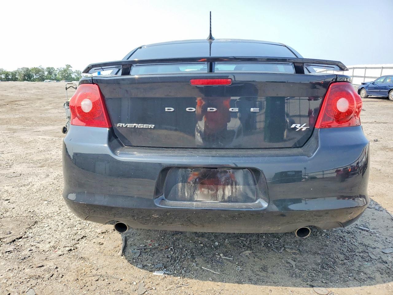 2014 Dodge Avenger R/T - zdjęcie 6