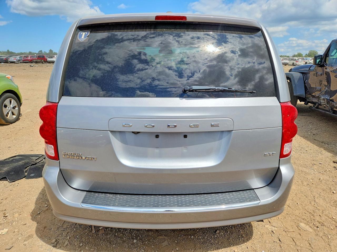 2020 Dodge Grand Caravan Sxt - zdjęcie 6
