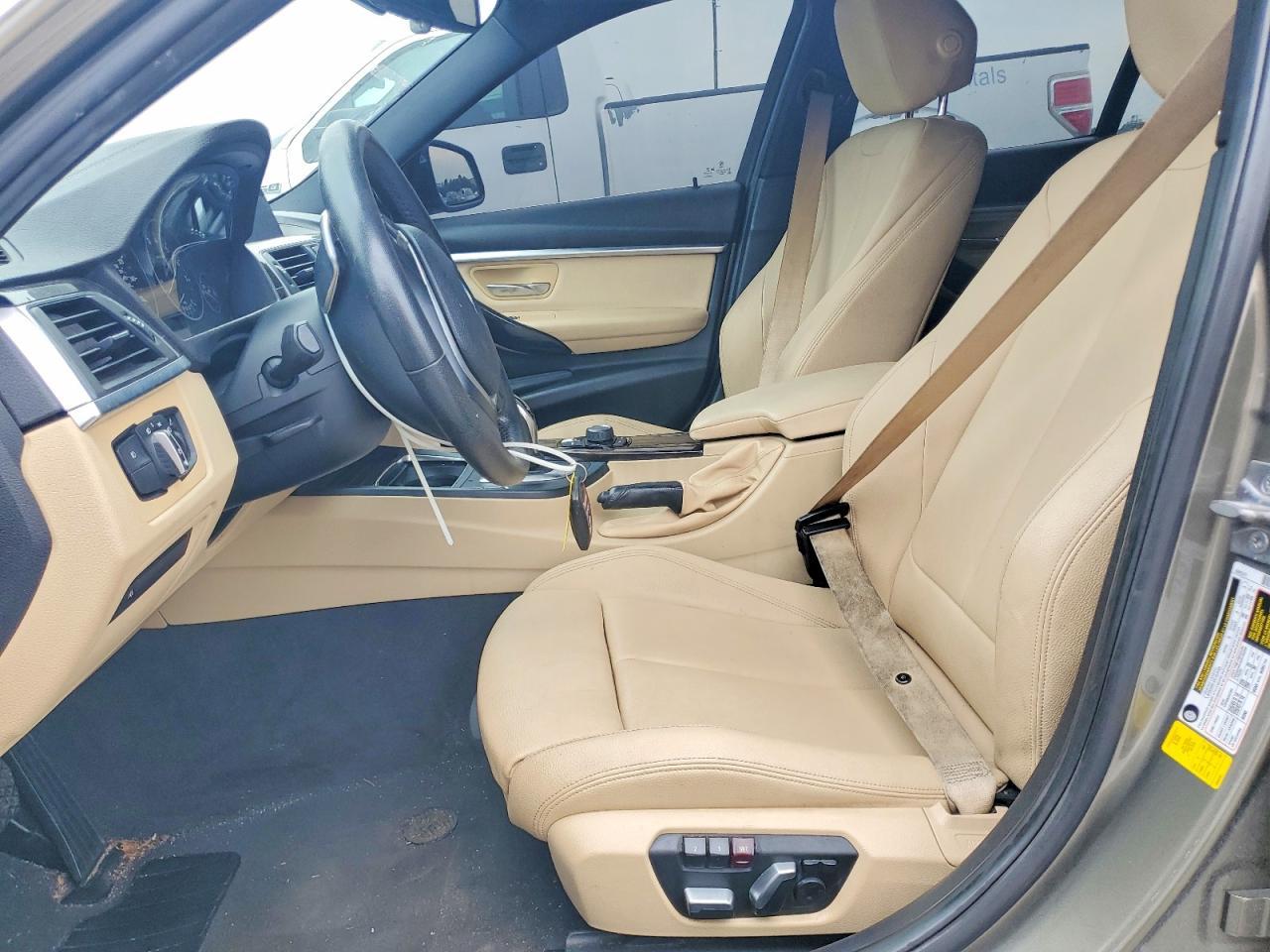 2018 BMW 330 I - zdjęcie 7