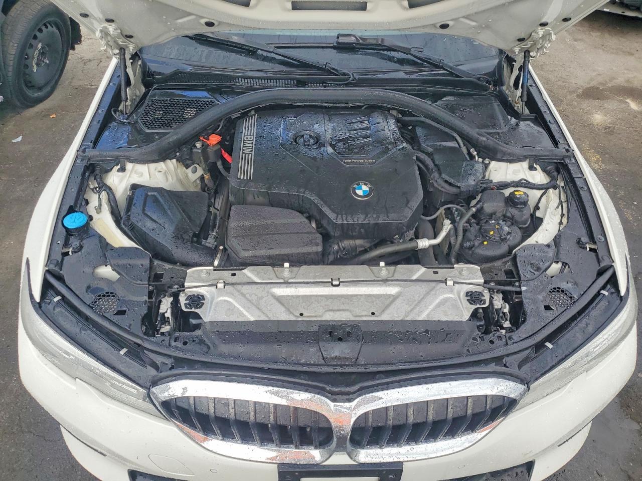 2020 BMW 330I - zdjęcie 11