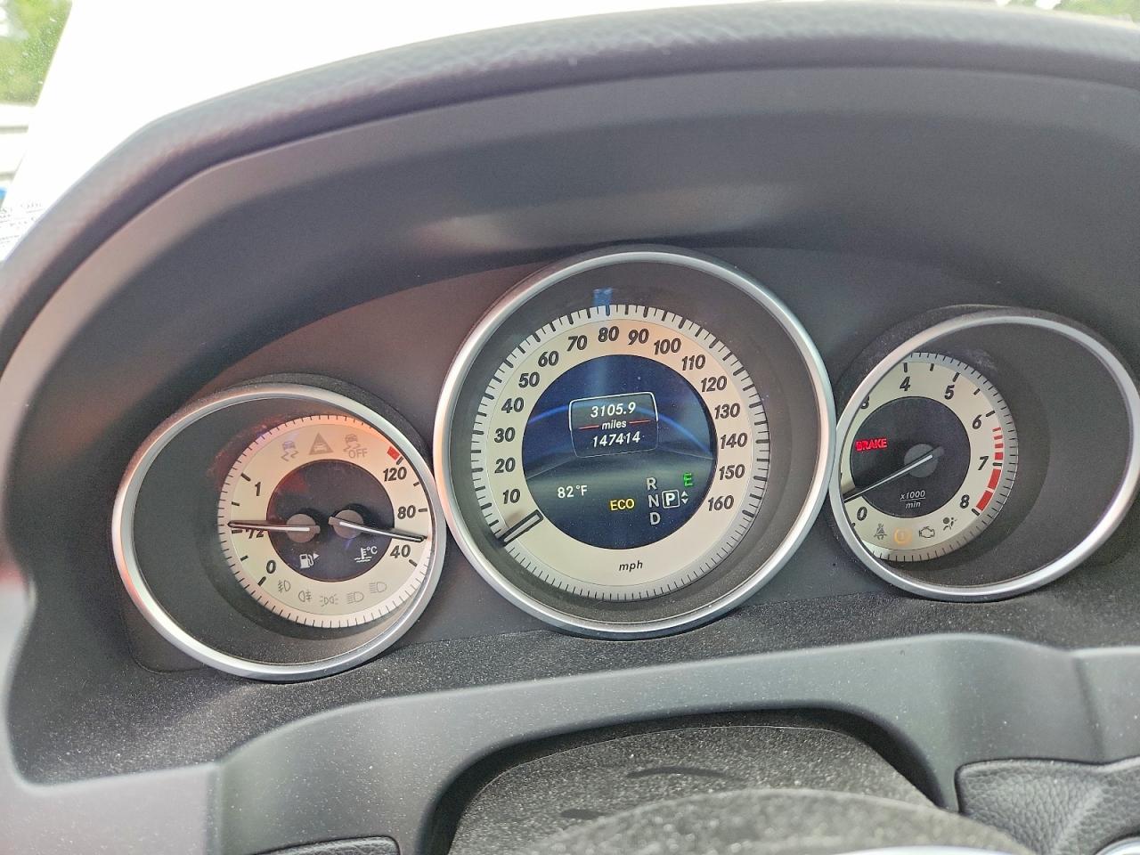 2014 Mercedes-Benz E 350 4Matic - zdjęcie 9