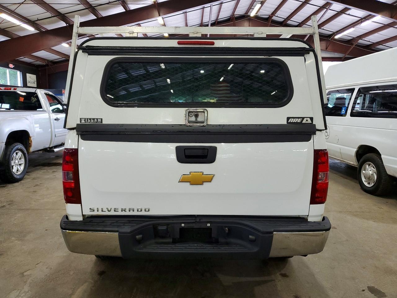 2013 Chevrolet Silverado C1500 - zdjęcie 6