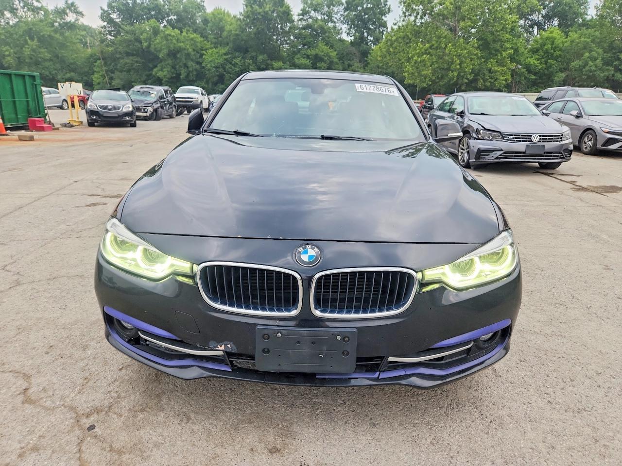 2018 BMW Seria 3 330i - zdjęcie 5