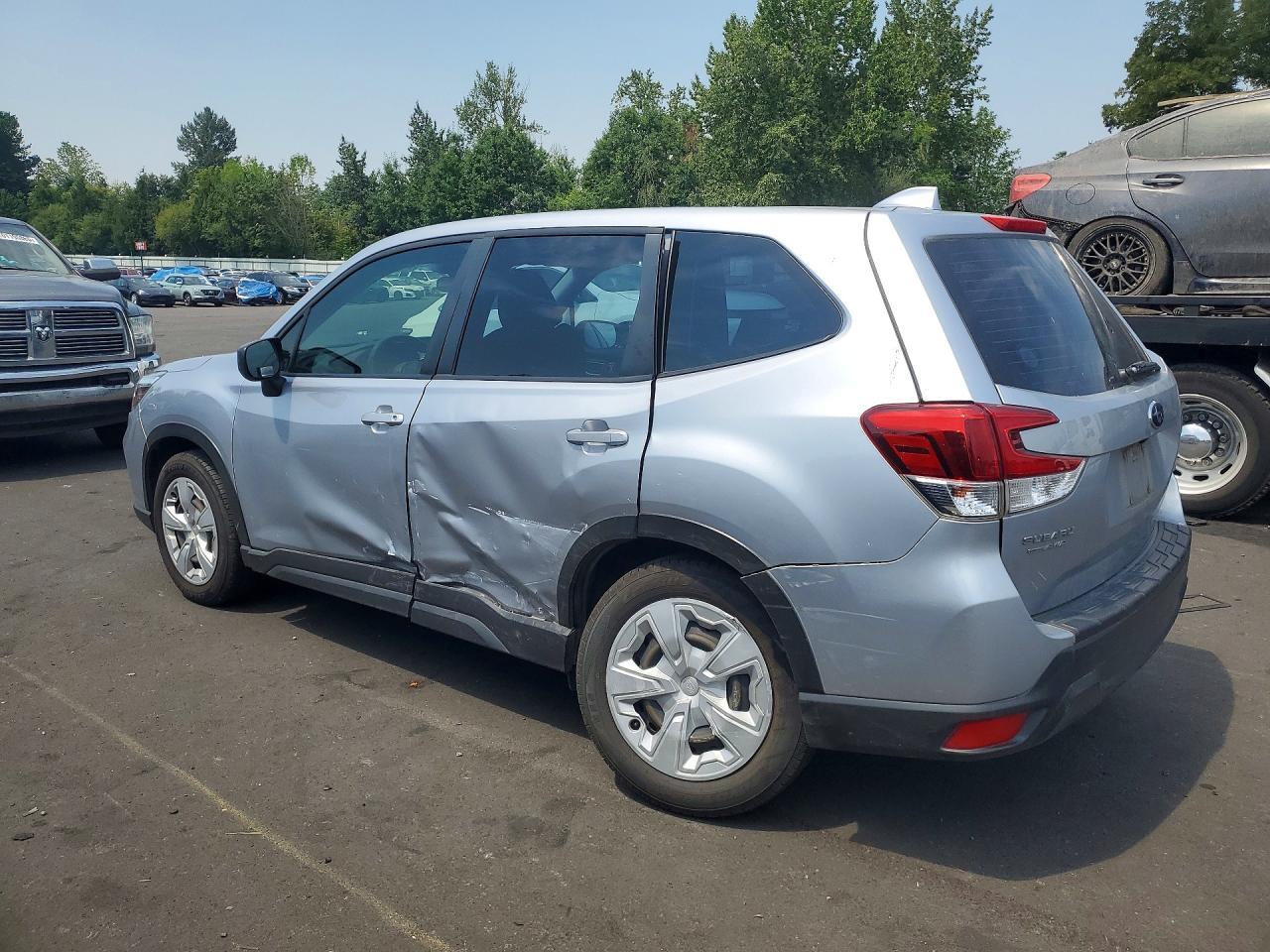 2020 Subaru Forester - zdjęcie 2