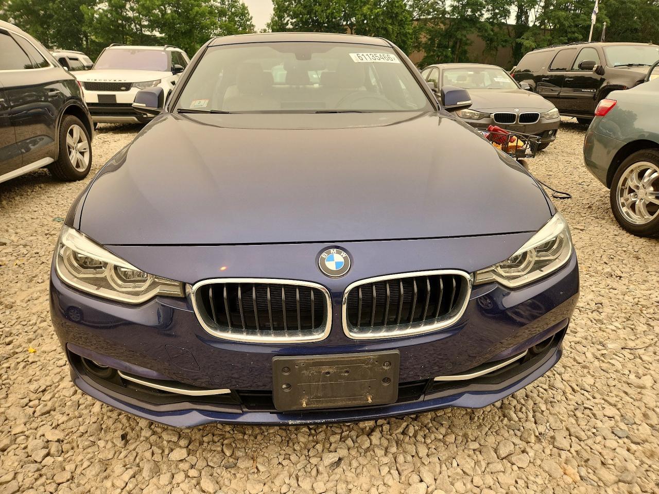 2017 BMW Seria 3 330i - zdjęcie 5