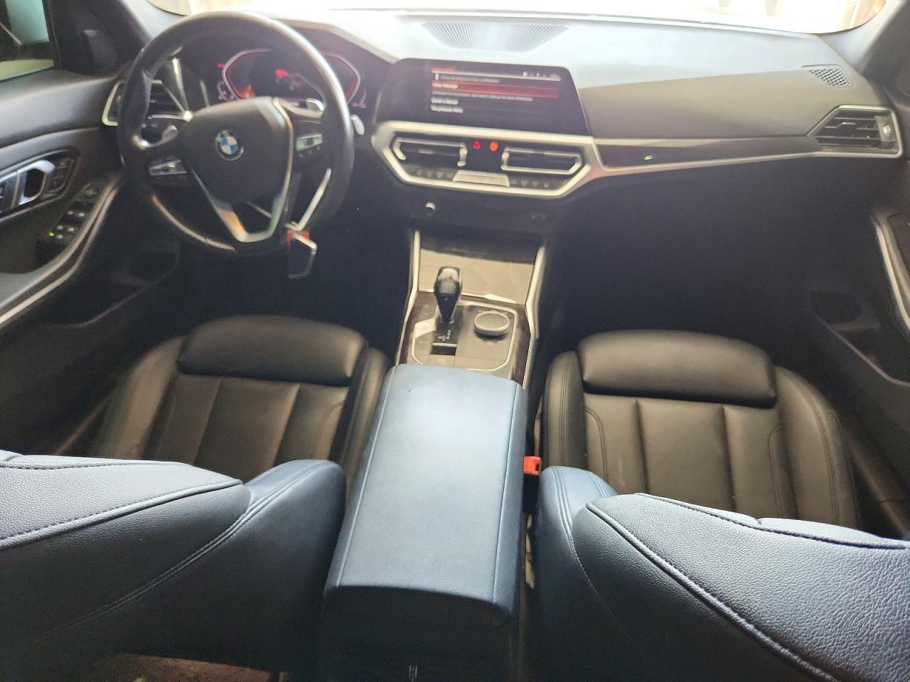 2020 BMW 330I - zdjęcie 8