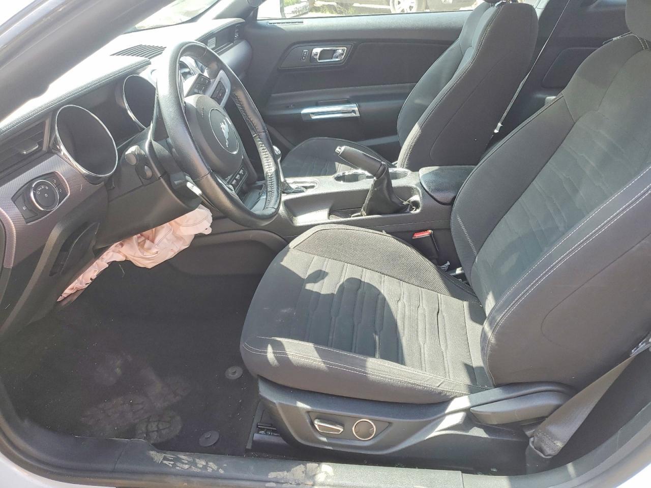 2016 Ford Mustang Gt - zdjęcie 7