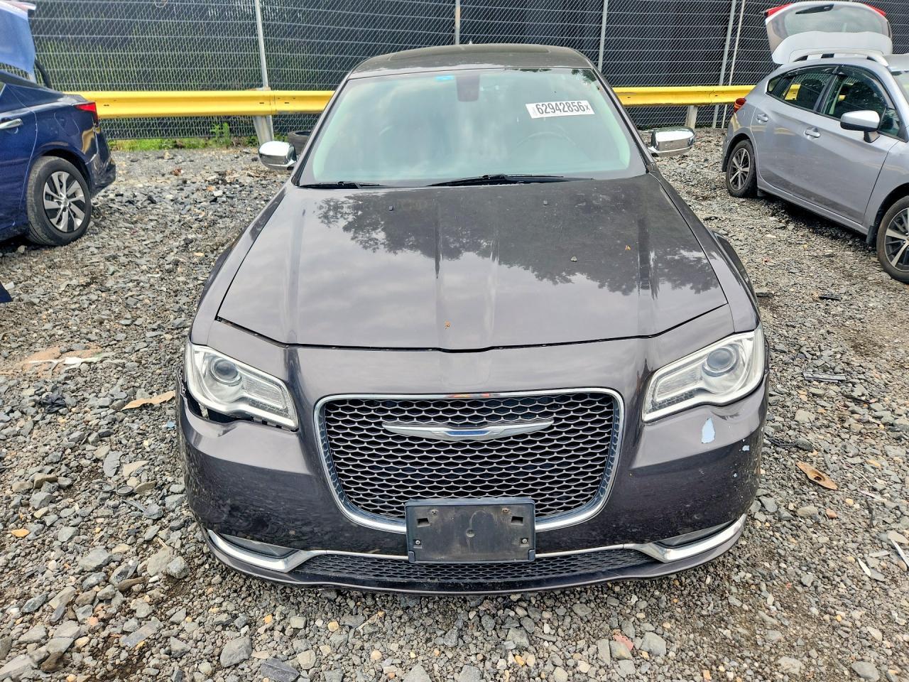 2016 Chrysler 300C - zdjęcie 5