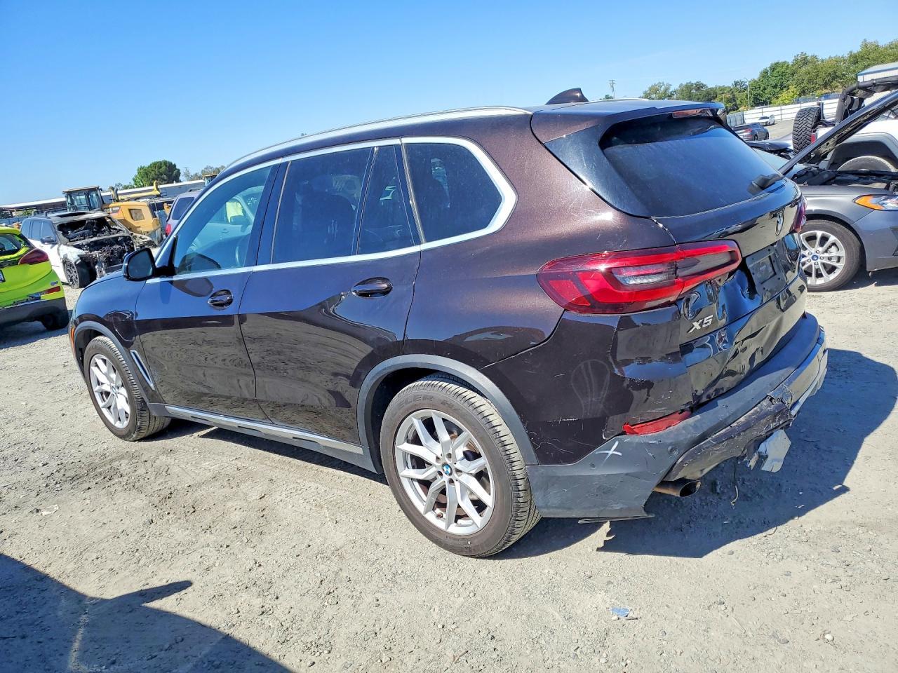 2021 BMW X5 xDrive45E - zdjęcie 2