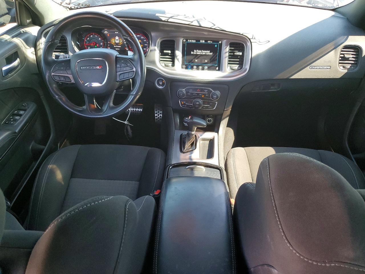 2022 Dodge Charger R/T - zdjęcie 8