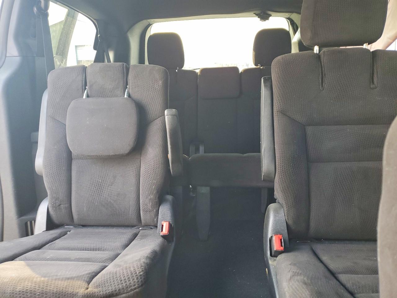 2014 Dodge Grand Caravan Sxt - zdjęcie 10