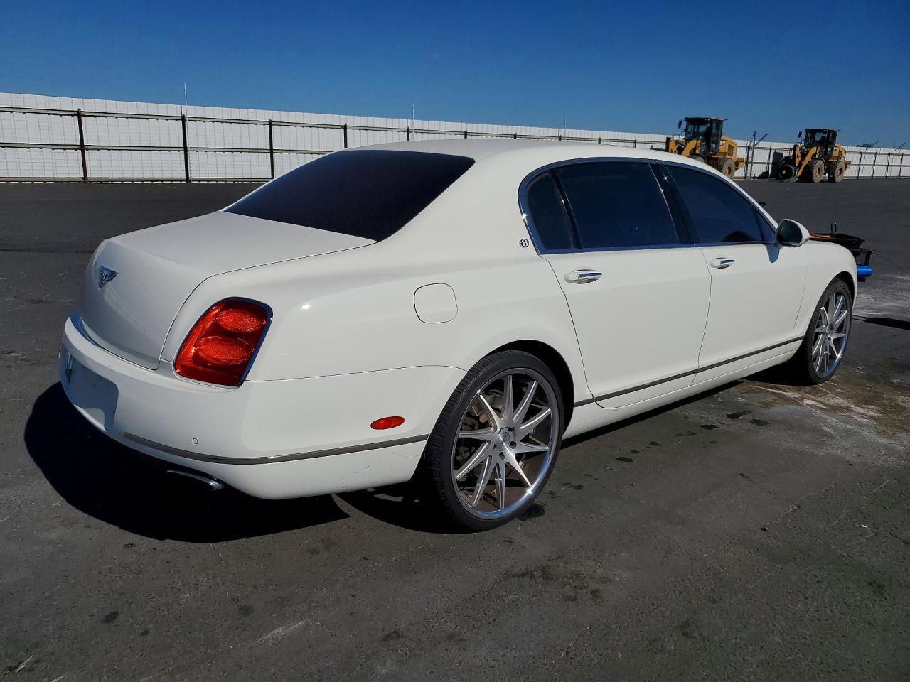 2013 Bentley Continental Flying Spur - zdjęcie 3