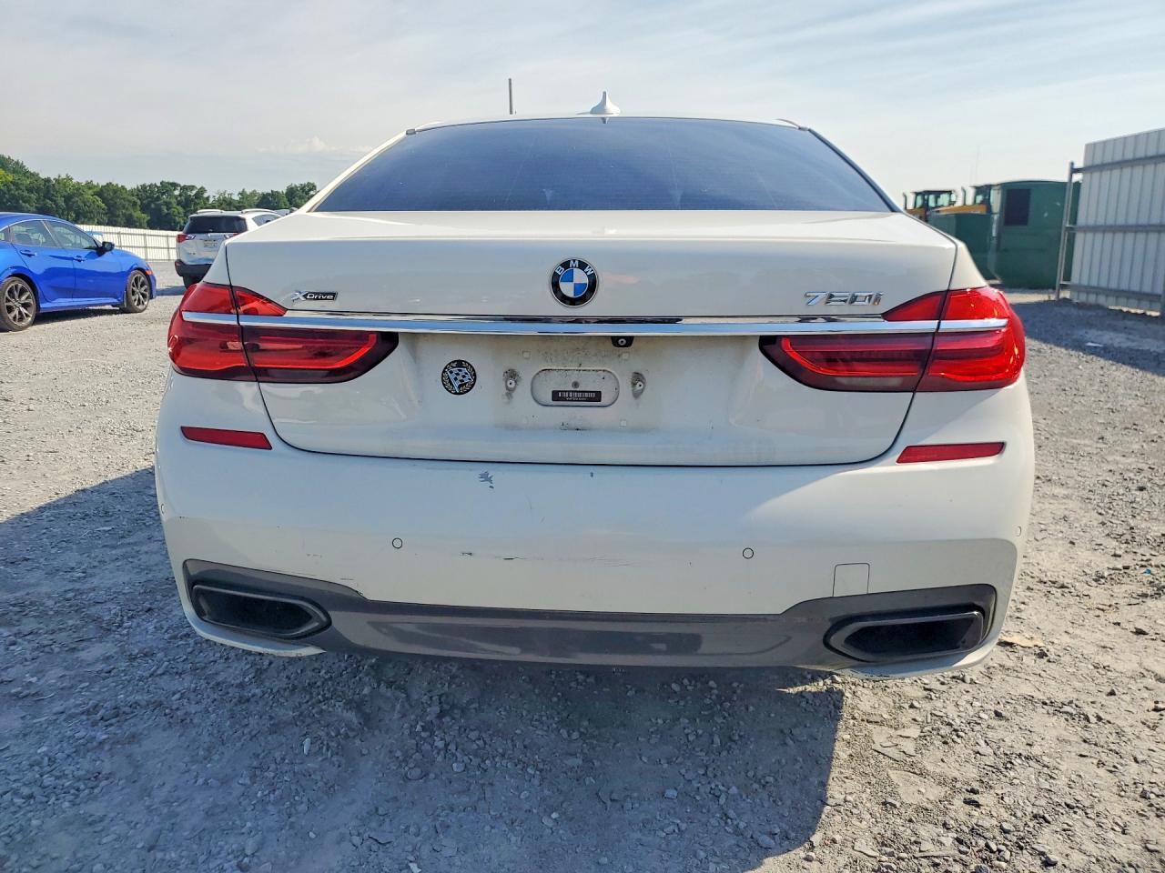 2017 BMW Seria 7 B7 - zdjęcie 6