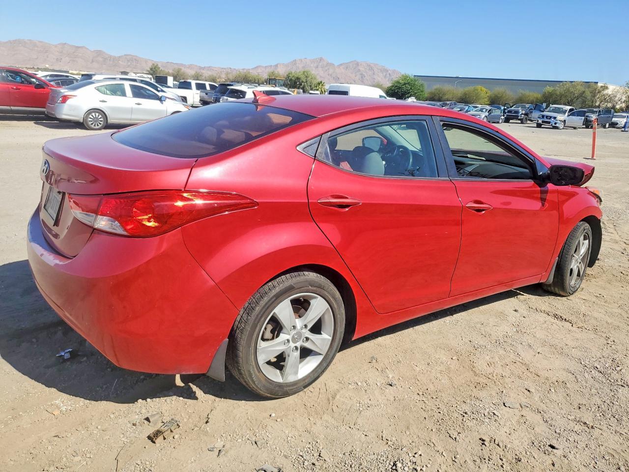 2013 Hyundai Elantra Gls - zdjęcie 3
