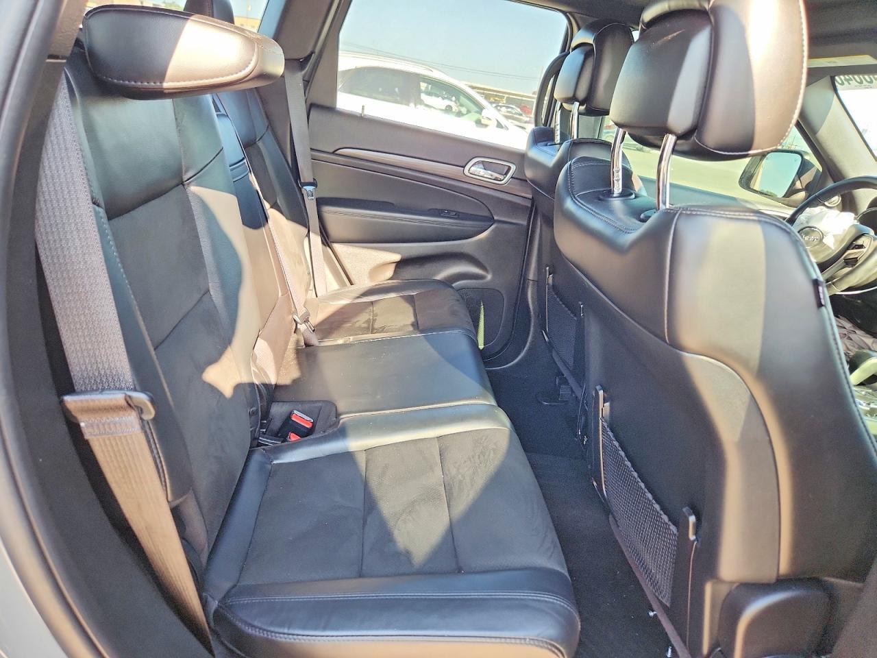 2021 Jeep Grand Cherokee Laredo - zdjęcie 10