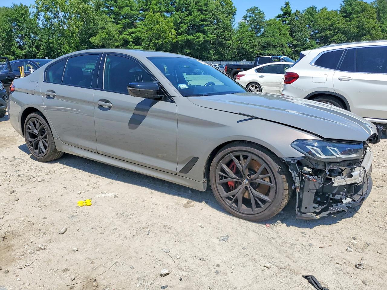 2022 BMW Seria 5 530i - zdjęcie 4