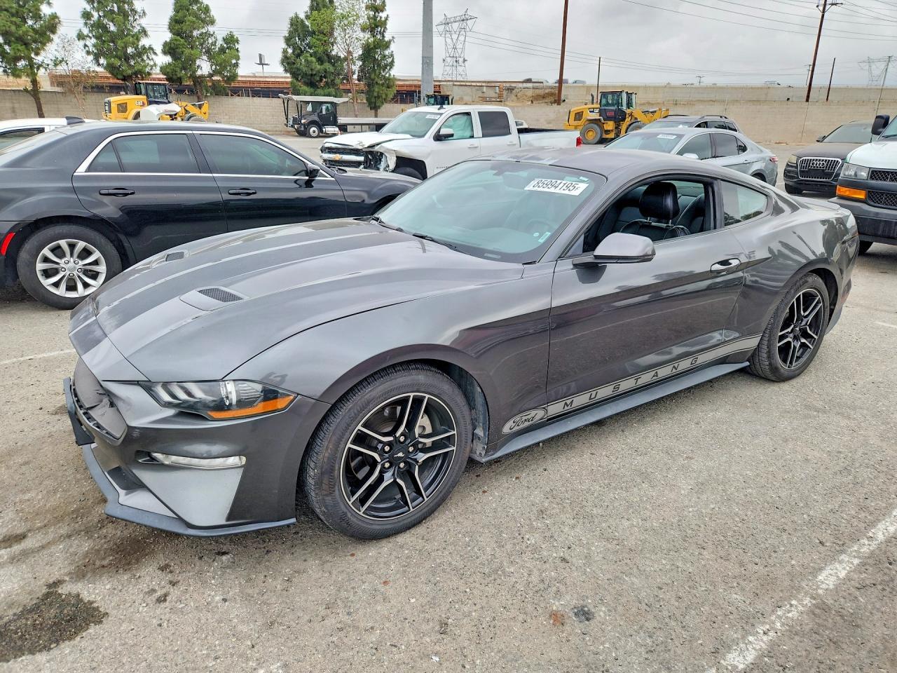 2020 Ford Mustang - zdjęcie główne