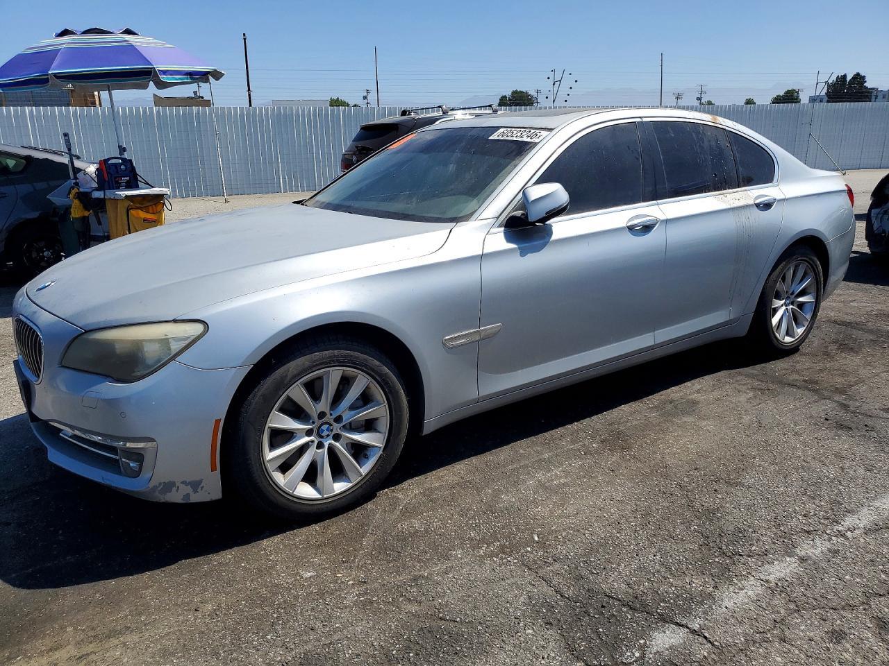 2015 BMW 740 I - zdjęcie główne