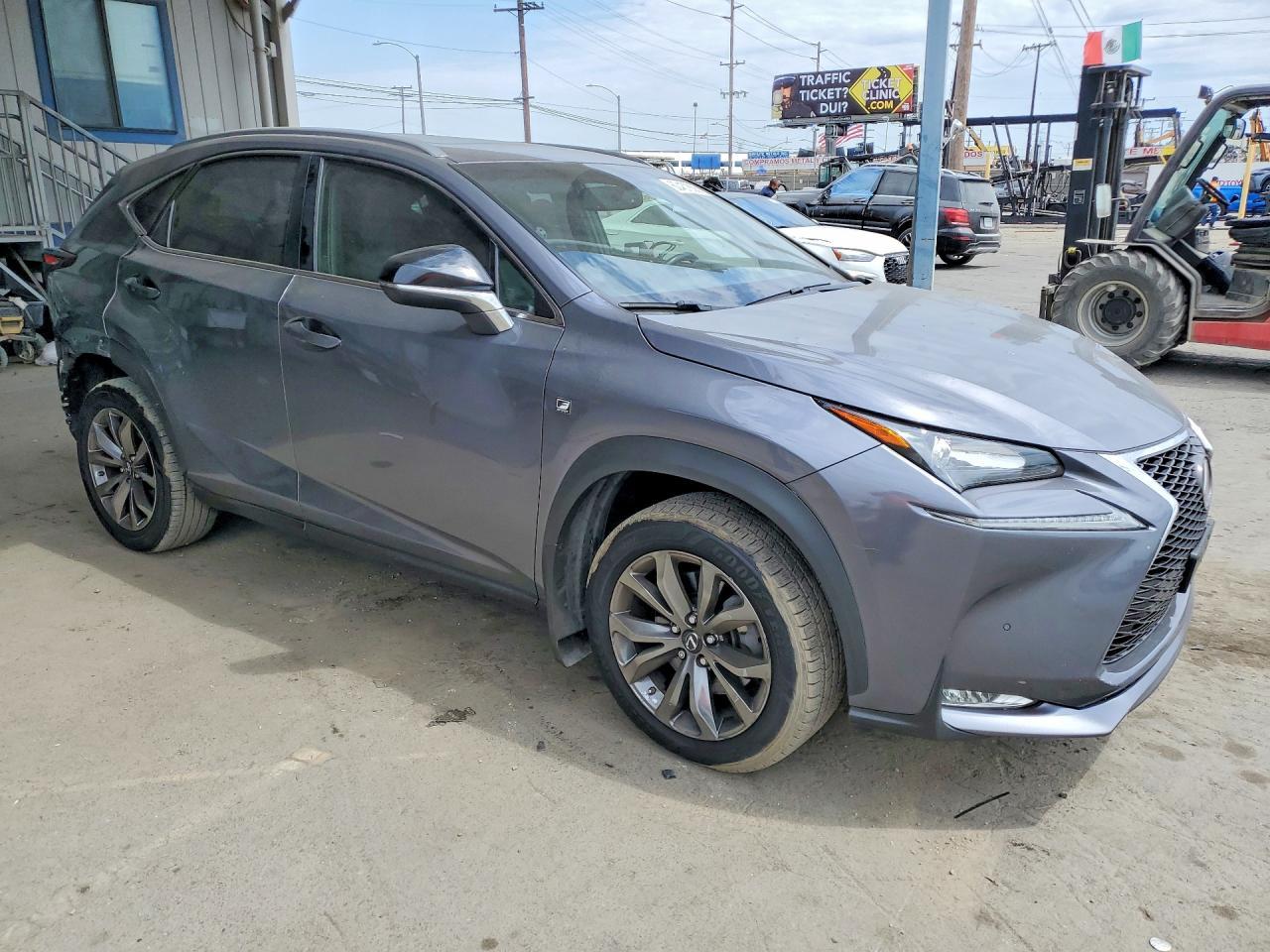 2015 Lexus Nx 200T - zdjęcie 4