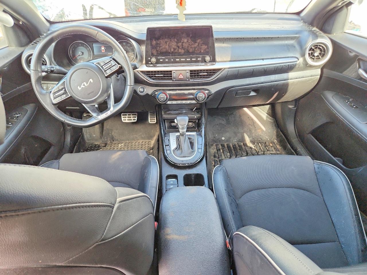 2024 Kia Forte Gt Line - zdjęcie 8
