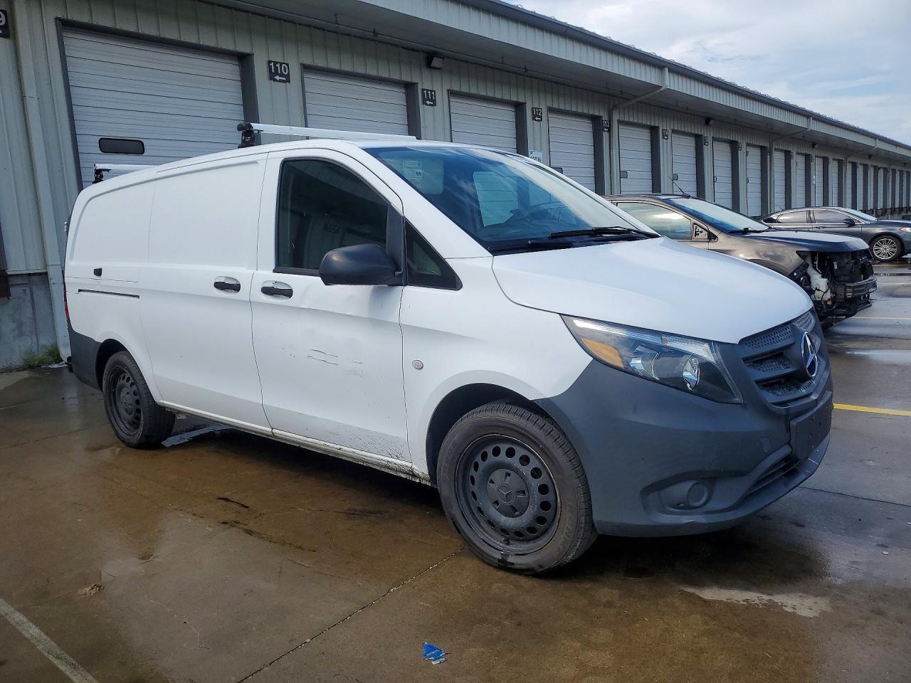 2017 Mercedes-Benz Metris - zdjęcie 4