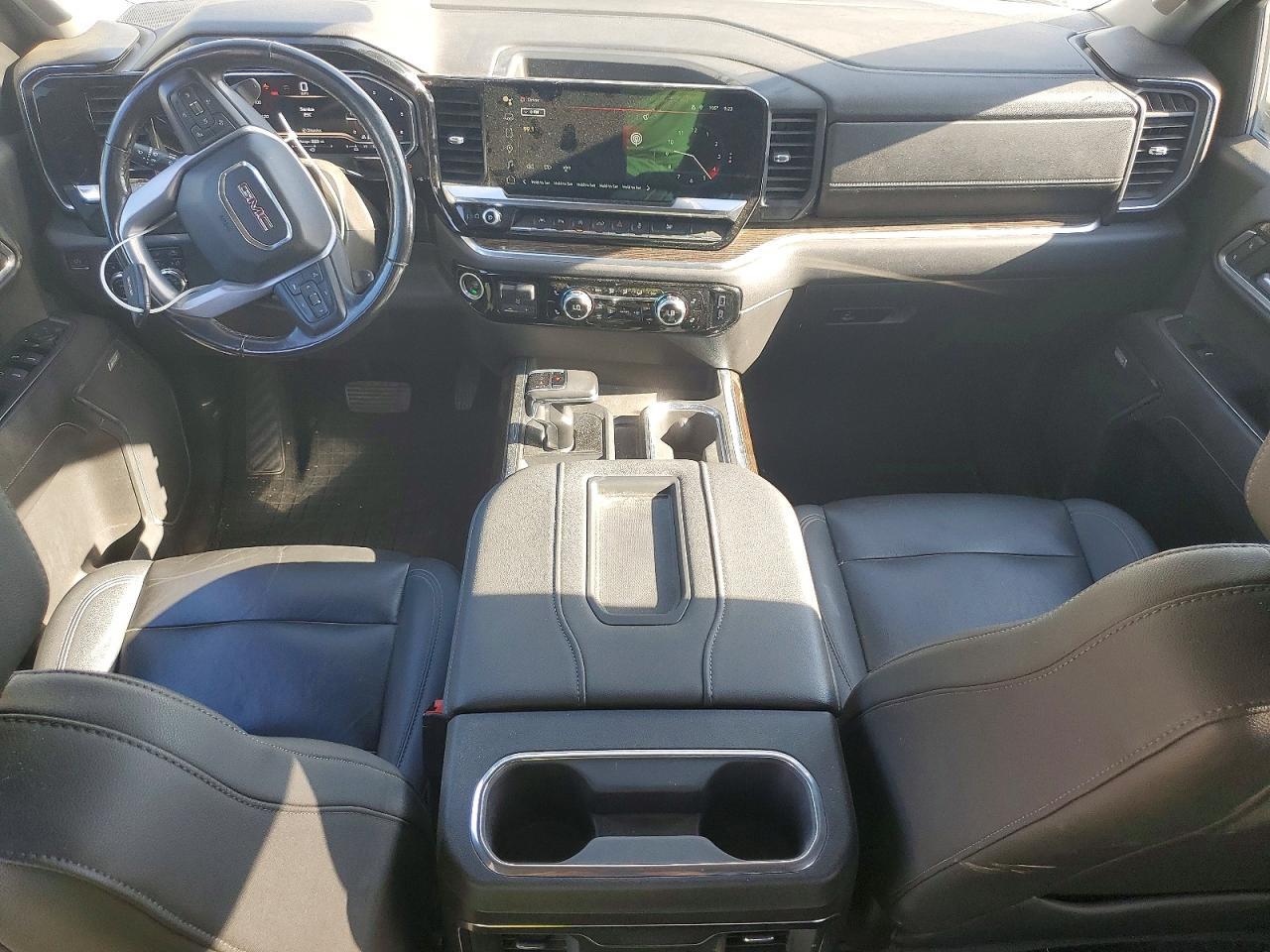 2022 GMC Sierra K1500 Elevation - zdjęcie 8