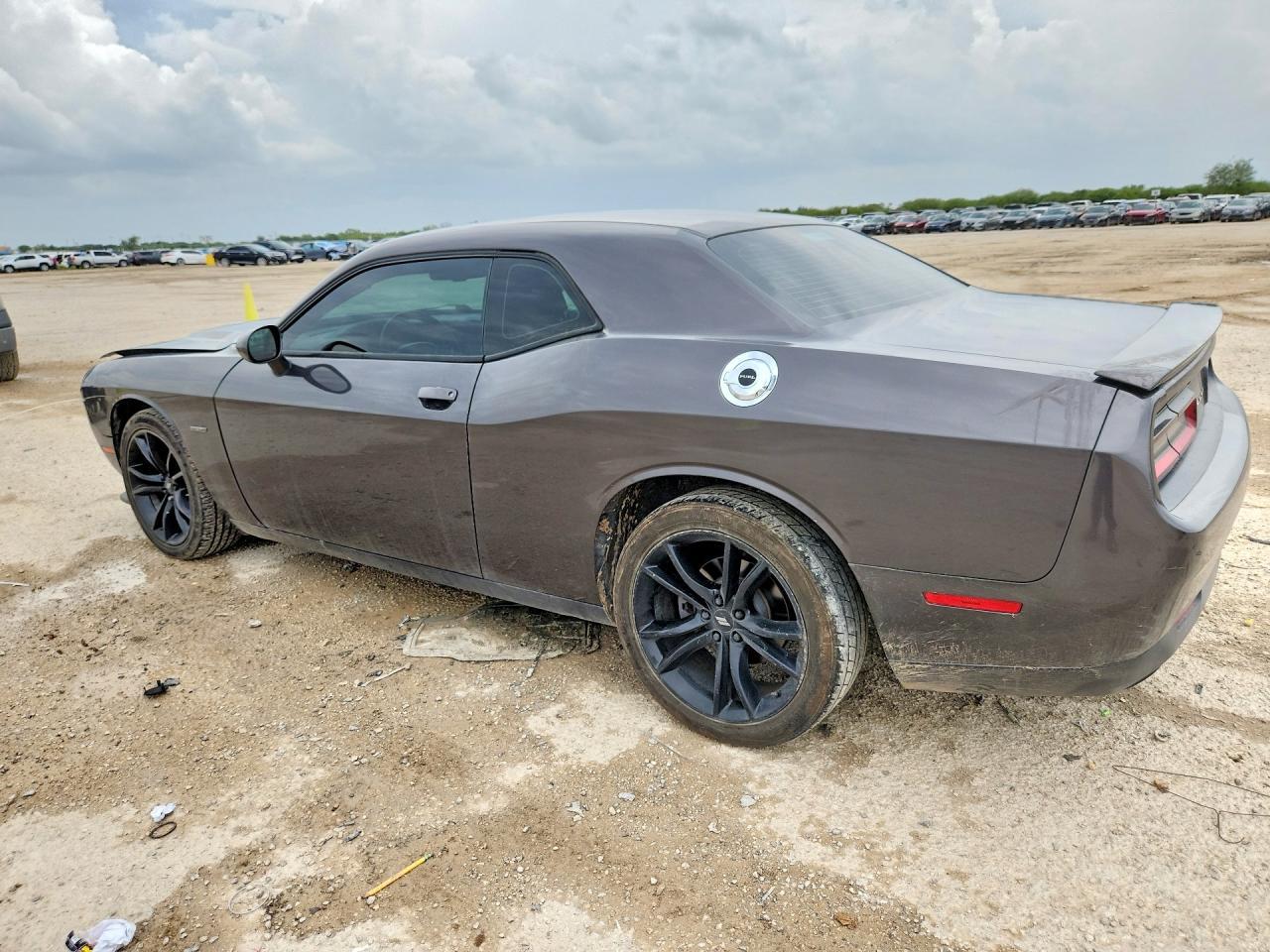 2016 Dodge Challenger R/T - zdjęcie 2