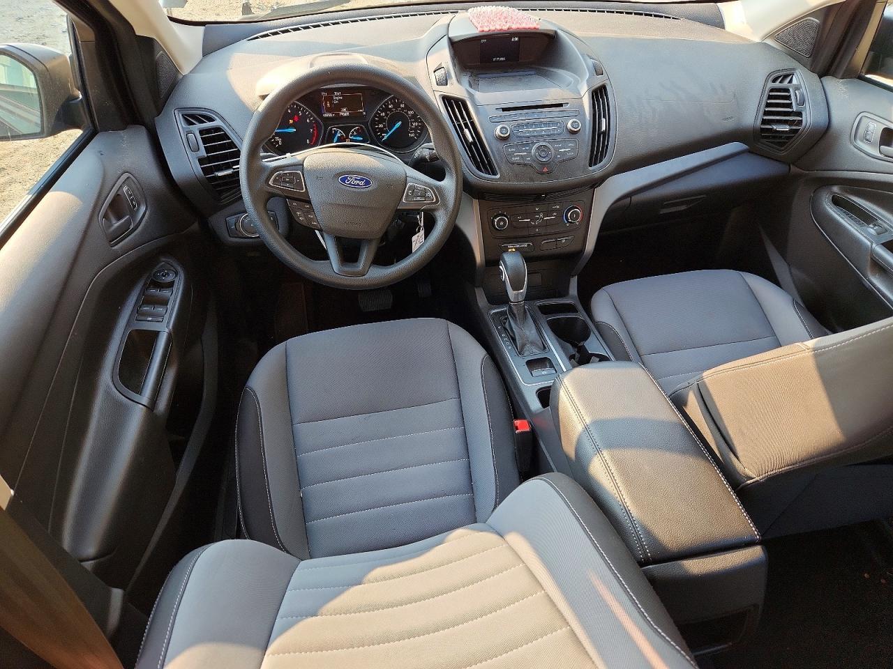 2017 Ford Escape S - zdjęcie 8
