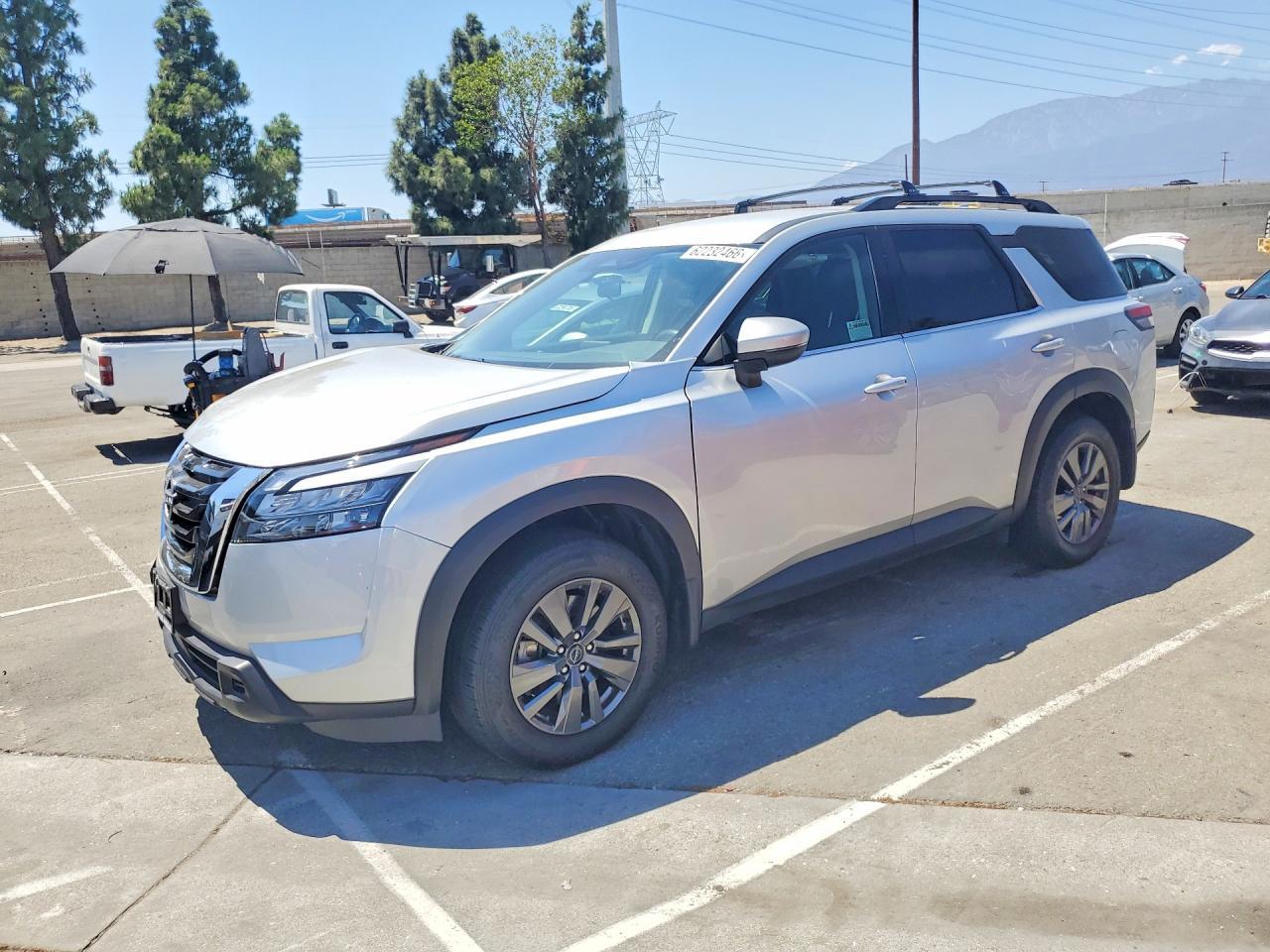 2025 Nissan Pathfinder Sv - zdjęcie główne