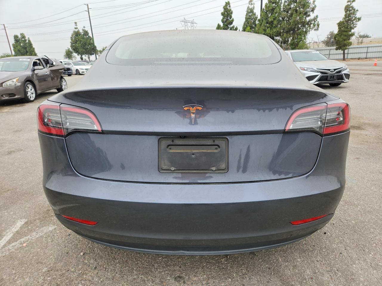 2023 Tesla Model 3 - zdjęcie 6