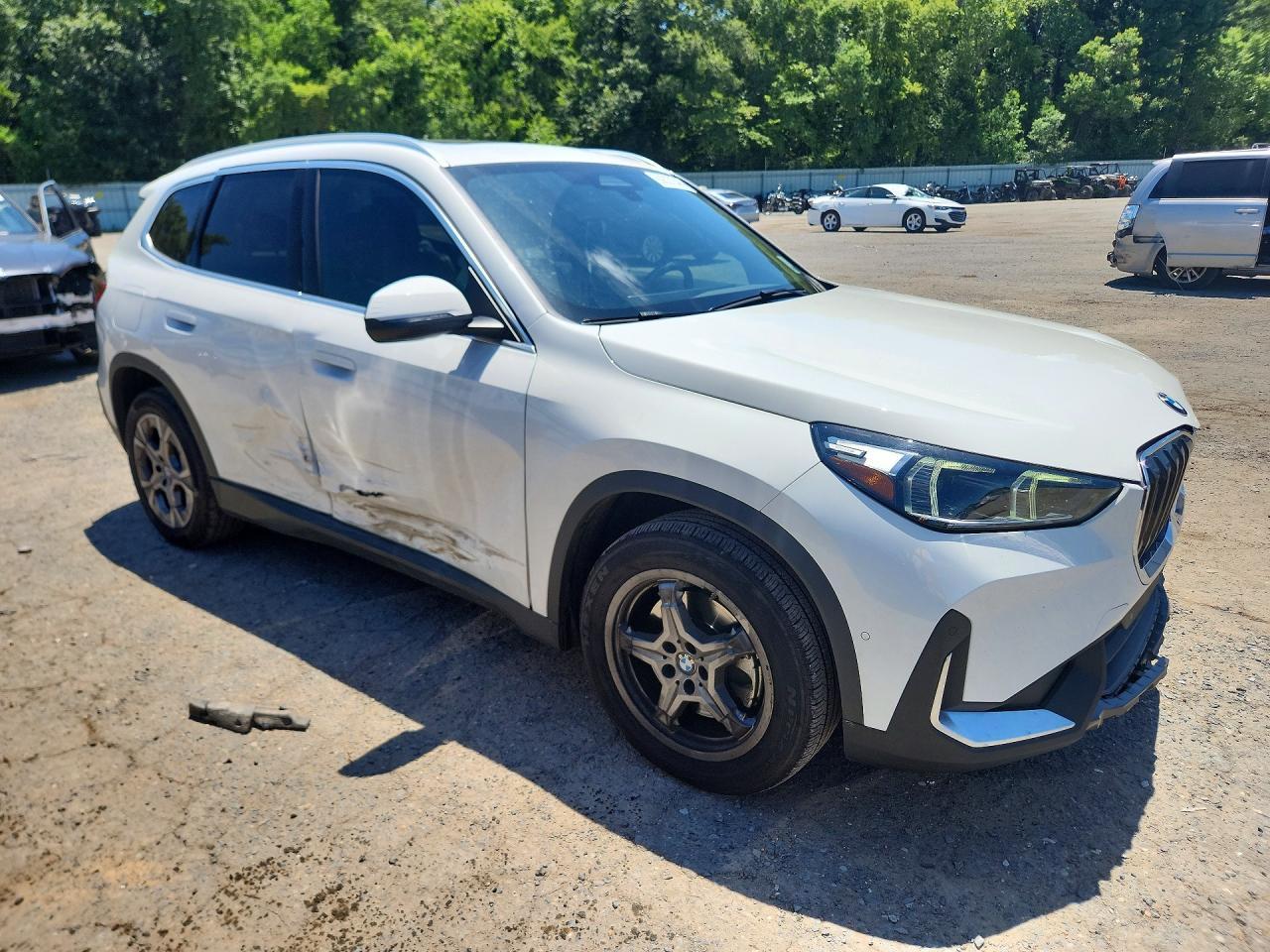 2023 BMW X1 xDrive28I - zdjęcie 4