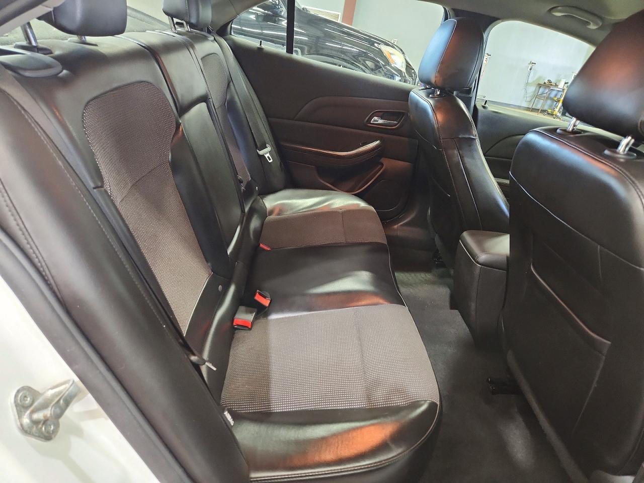 2014 Chevrolet Malibu 1Lt - zdjęcie 10