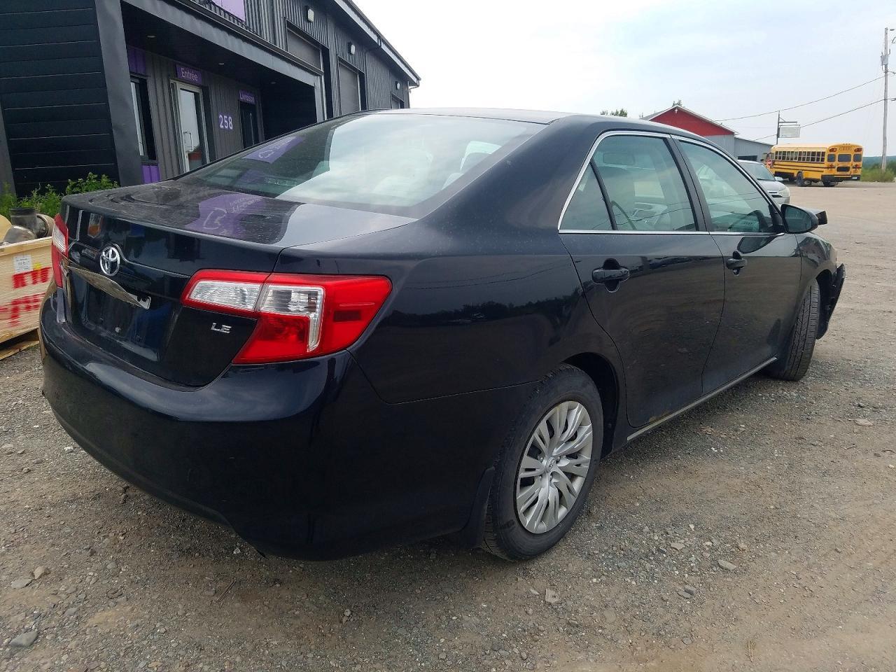 2013 Toyota Camry L - zdjęcie 3