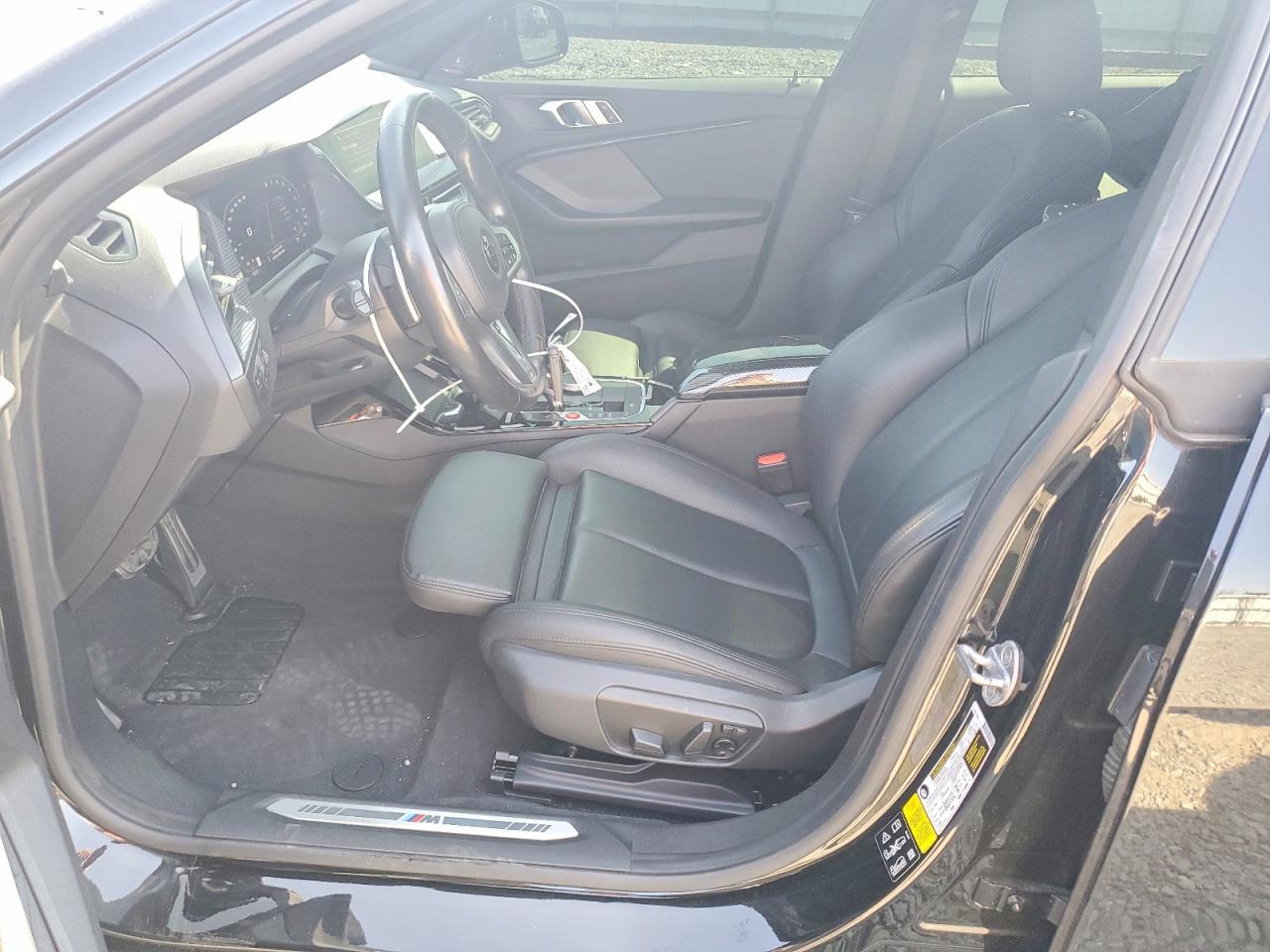 2021 BMW Seria 2 228i - zdjęcie 7