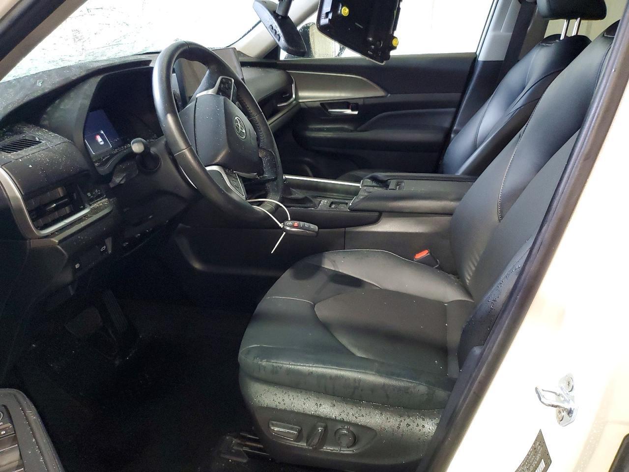 2024 Toyota Grand Highlander Xle - zdjęcie 7